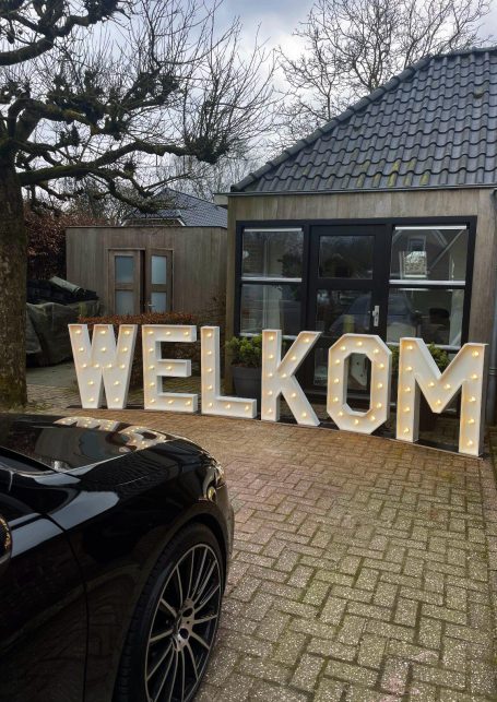 Lichtletters voor een ontvangst van een speciale gelegenheid